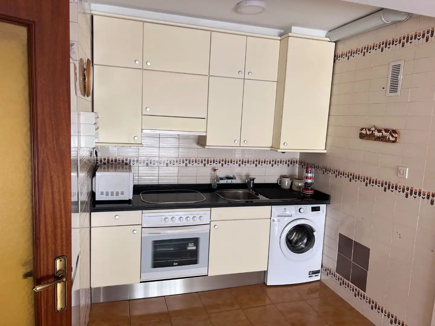Kitchen of Flat for rent in Oviedo   with Heating, Parquet flooring and Furnished