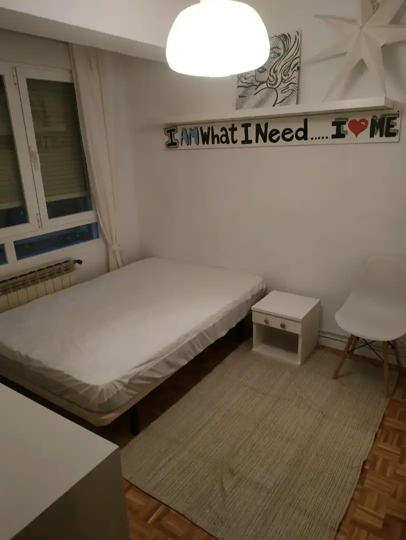 Wohnung zur Miete in Calle de Tirso de Molina, 7, Rondilla Schlafzimmer von Wohnung zur Miete in Valladolid mit Heizung, Parkett und Terrasse