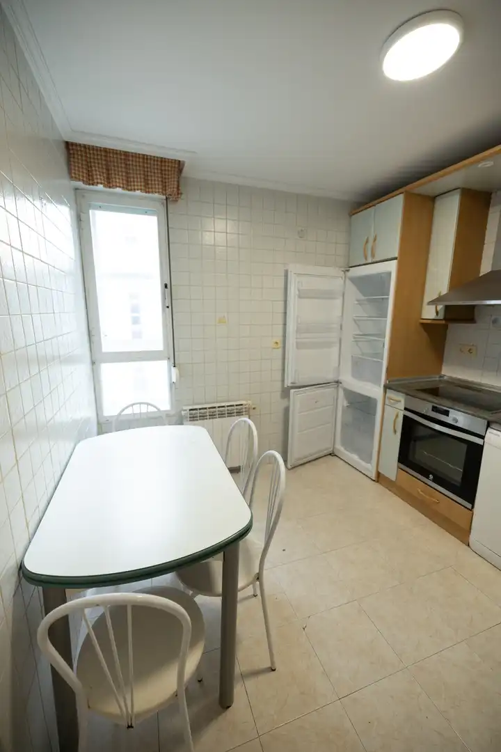 Pis en venda a Barrio San Cristóbal, 18, Villimar - V1 - V2 - S3 - S4 - San Cristobal Cuina de Pis en venda en Burgos Capital