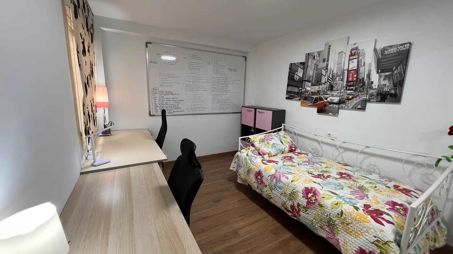 Bedroom of Flat for sale in Las Gabias  with Parquet flooring, Terrace and Storage room