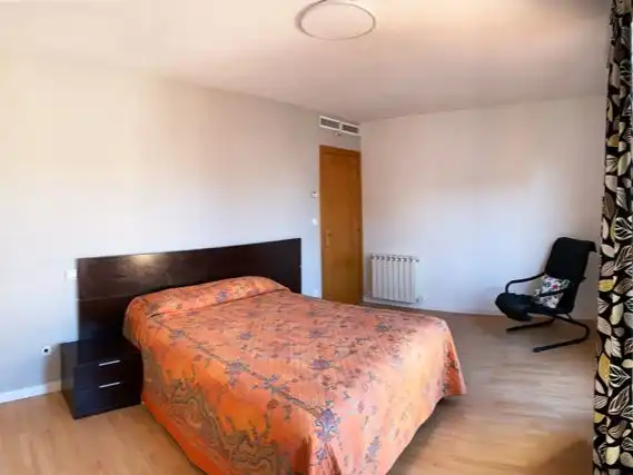 Duplexes for sale in Calle Gumá, 12, Caspe Bedroom of Duplexes for sale in Caspe with Air Conditioner, Terrace and Balcony