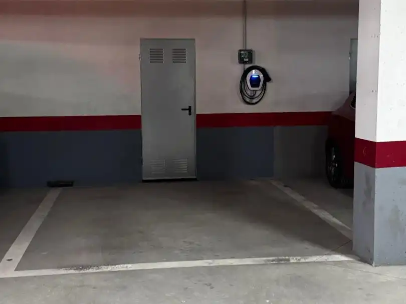 Wohnung zum Verkauf in Calle Bratislava, 1a, Campanillas Parkplatz von Wohnung zum Verkauf in Málaga Capital mit Klimaanlage und Schwimmbad