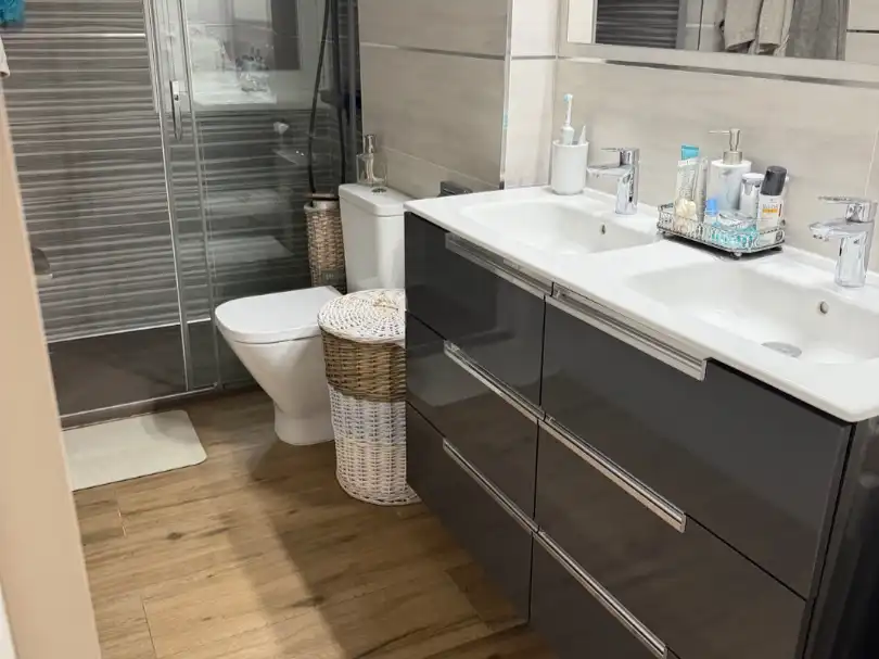 Flat for sale in Calle Ruedo, 2, Medina de Rioseco Bathroom of Flat for sale in Medina de Rioseco with Balcony