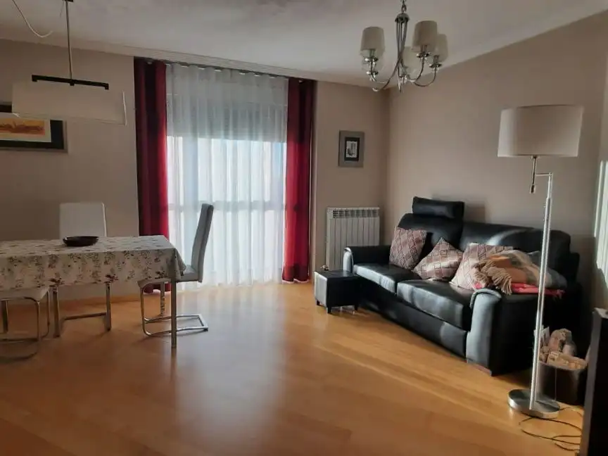 Wohnung zum Verkauf in Calle de Olleros, 9, Zamora Capital Wohnzimmer von Wohnung zum Verkauf in Zamora Capital mit Schwimmbad