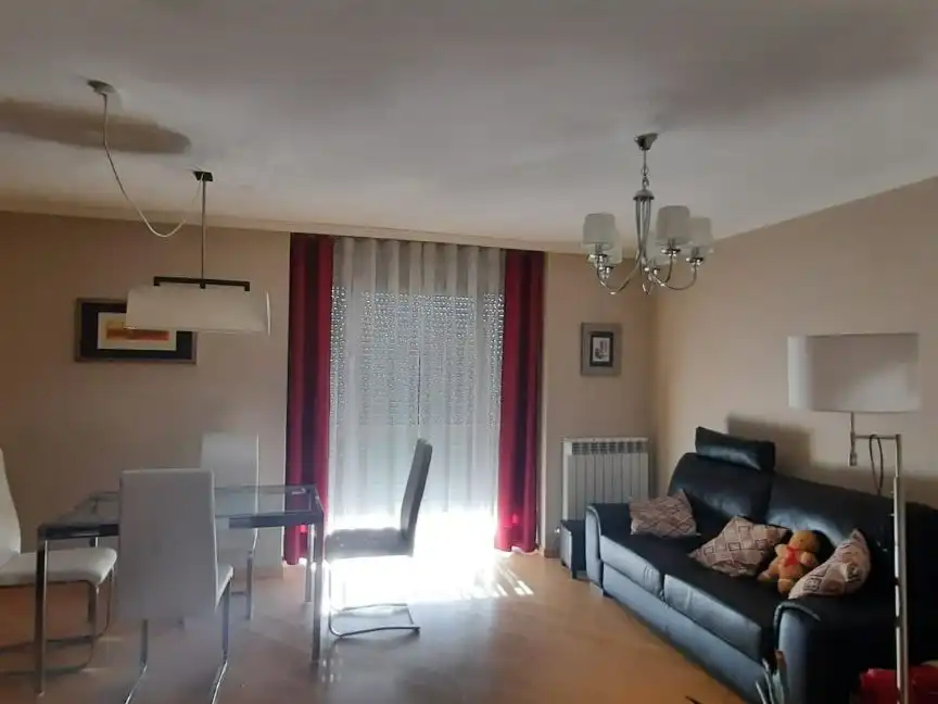 Wohnung zum Verkauf in Calle de Olleros, 9, Zamora Capital Wohnzimmer von Wohnung zum Verkauf in Zamora Capital mit Schwimmbad