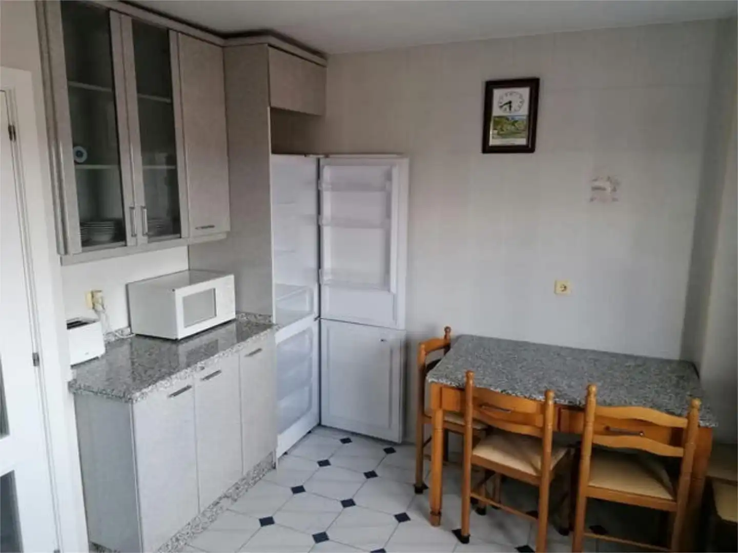 Piso de alquiler en Valdefresno Cocina de Piso de alquiler en Valdefresno
