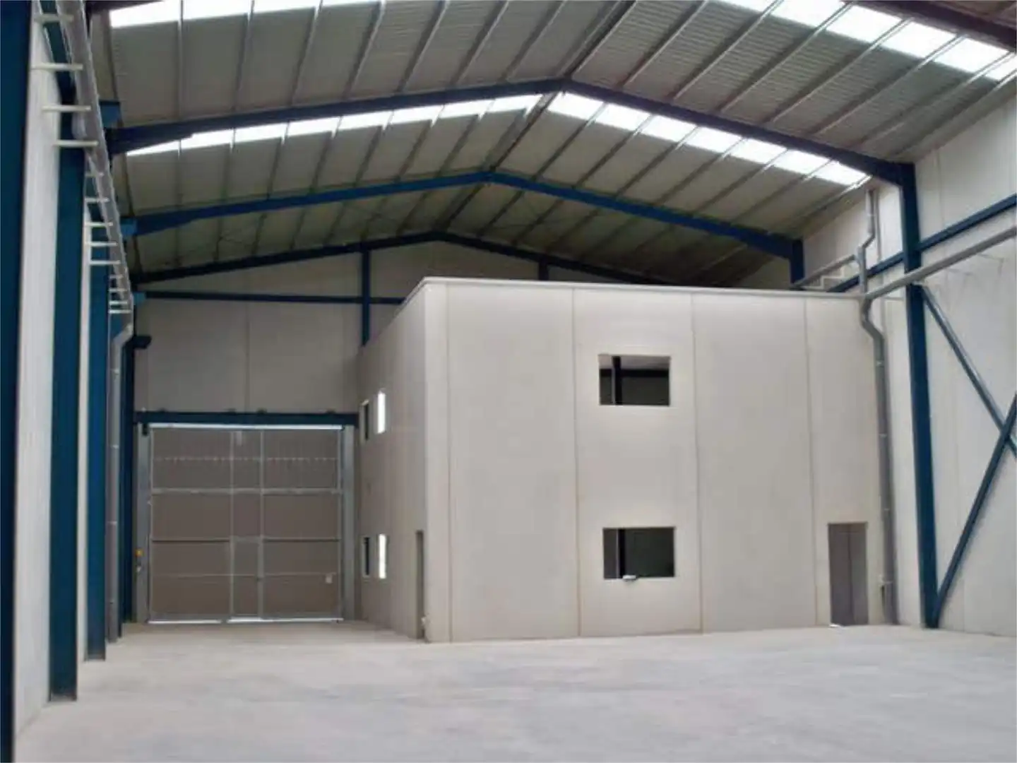 Exterior view of Industrial buildings for rent in Cartagena