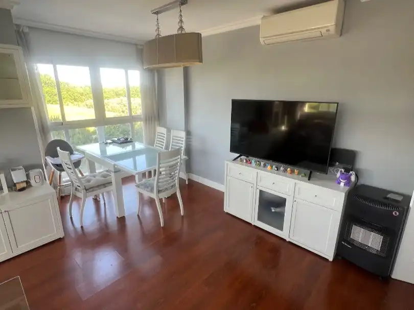 Dining room of Flat for share in Madrid  with Air Conditioner, Private garden and Parquet flooring