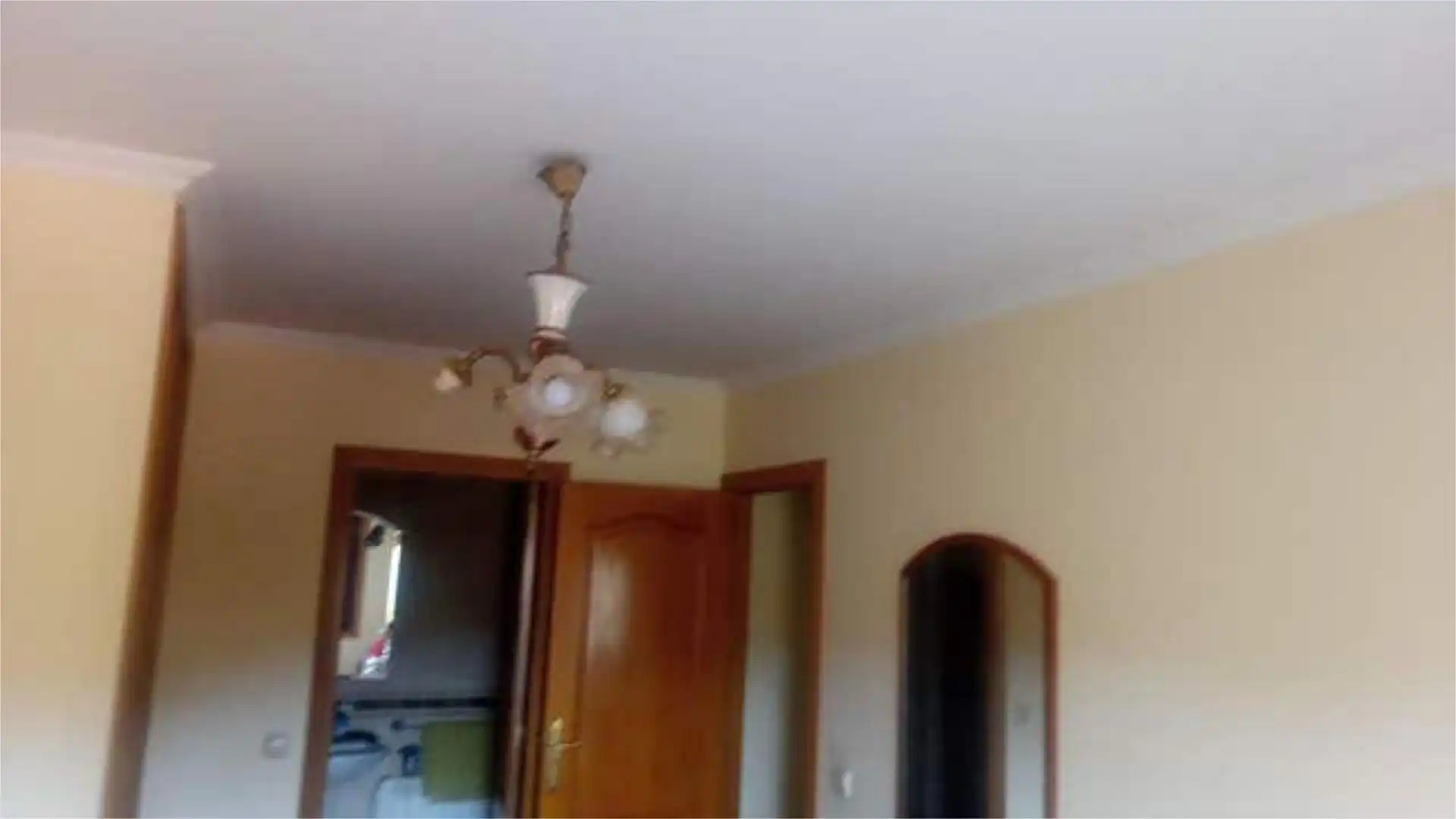 Piso en venta en Meaño con Calefacción, Terraza y Trastero