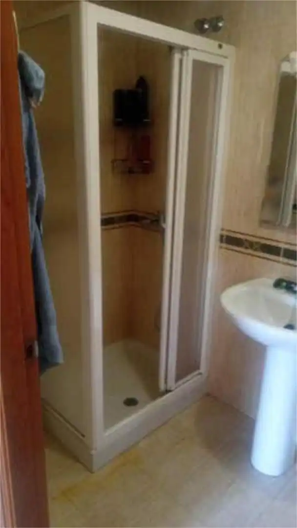 Baño de Piso en venta en Meaño con Calefacción, Terraza y Trastero