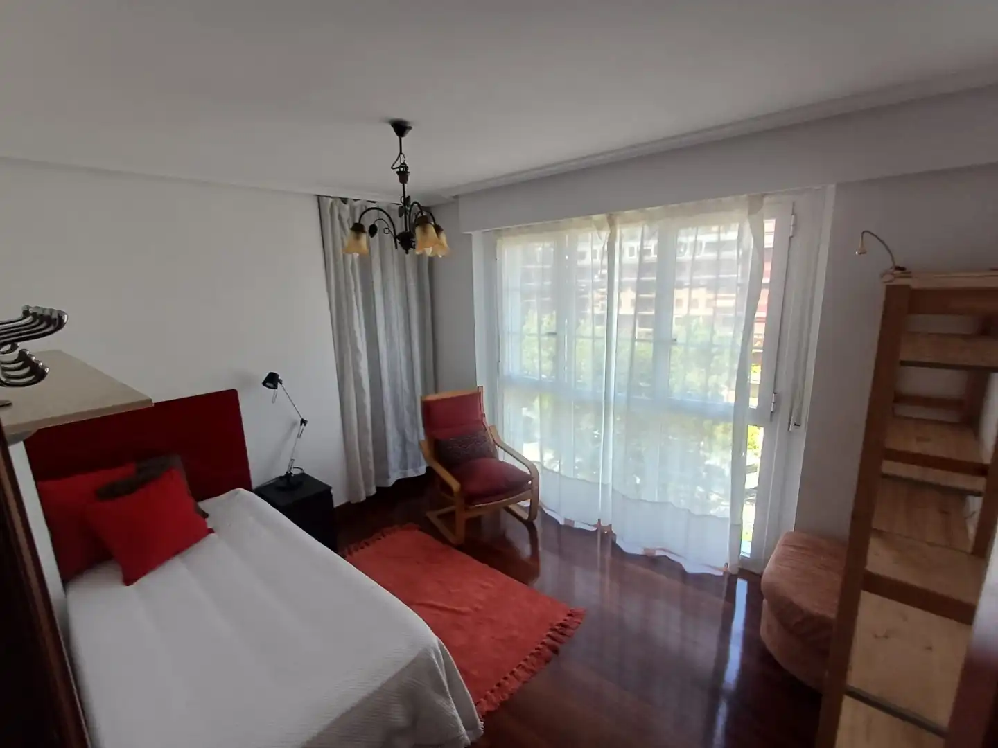 Room in Mitxelena Kalea, 18, Zarautz Room in Mitxelena Kalea, 18, Zarautz