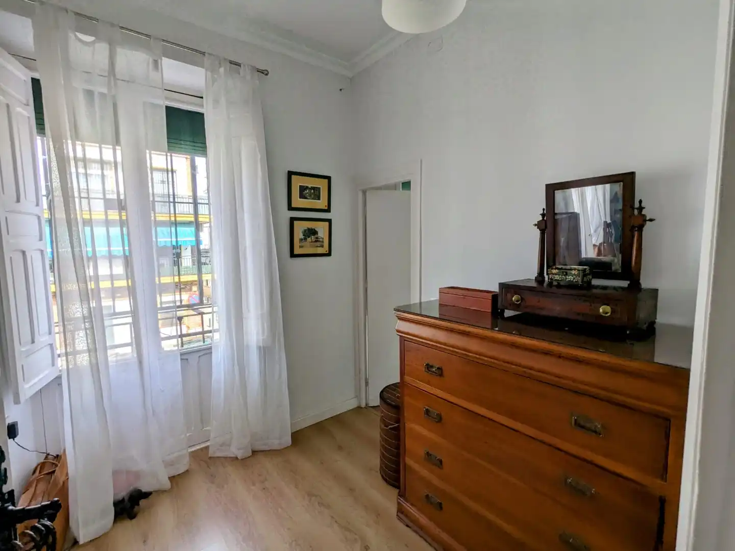 Dormitori de Casa o xalet en venda en Sevilla amb Aire condicionat, Jardí privat i Parquet