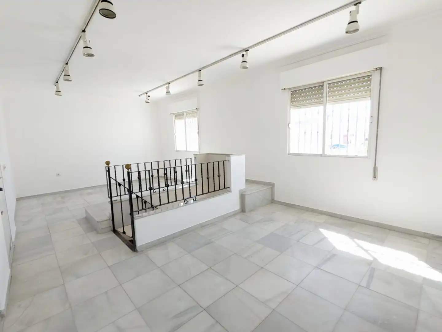 Casa o xalet en venda en Sevilla amb Aire condicionat, Jardí privat i Parquet