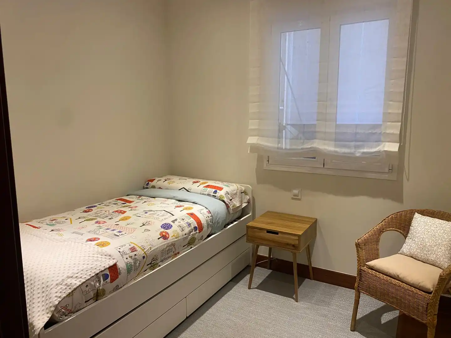 Pis en venda a Victor Chávarri Kalea, 10, Casco Viejo - Muelle Dormitori de Pis en venda en Portugalete amb Parquet, Traster i Moblat