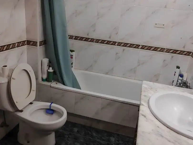 Flat for sale in Paseo de la Enseñanza, 20, Beniaján Bathroom of Flat for sale in Murcia with Terrace, Storage room and Community parking