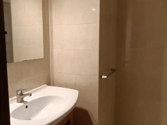 Piso de alquiler en Calle de Iturrama, 16, Iturrama Baño de Piso de alquiler en Pamplona / Iruña con Calefacción, Parquet y Terraza