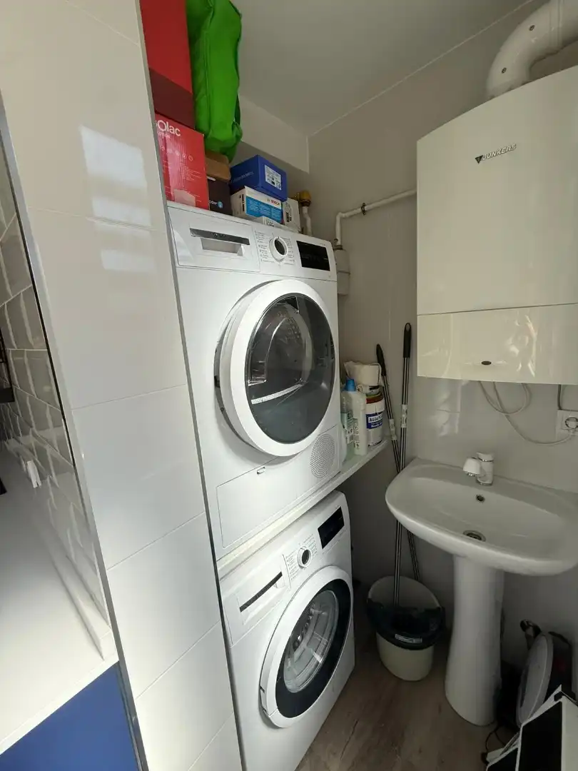Wohnung zum Verkauf in Calle de Uruguay, 23, La Espinilla - Parque Blanco Badezimmer von Wohnung zum Verkauf in Coslada mit Klimaanlage und Terrasse