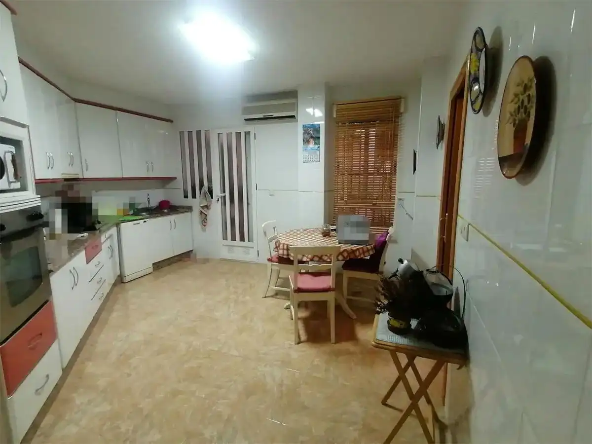 Flat for sale in Calle Gregorio Miñano, 30, San Antonio - San José - Los Ángeles Kitchen of Flat for sale in Molina de Segura with Air Conditioner, Terrace and Storage room