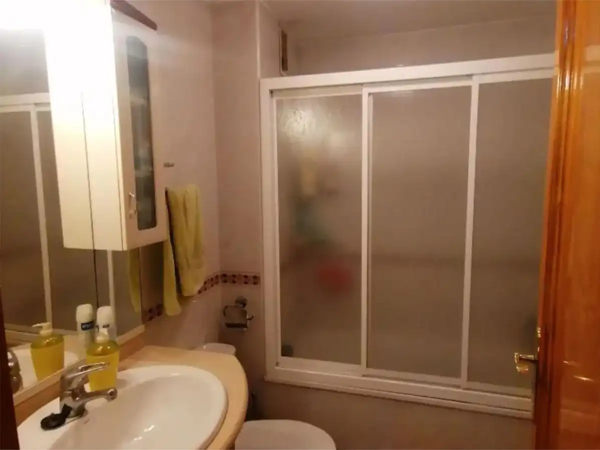 Flat for sale in Calle Gregorio Miñano, 30, San Antonio - San José - Los Ángeles Bathroom of Flat for sale in Molina de Segura with Air Conditioner, Terrace and Storage room