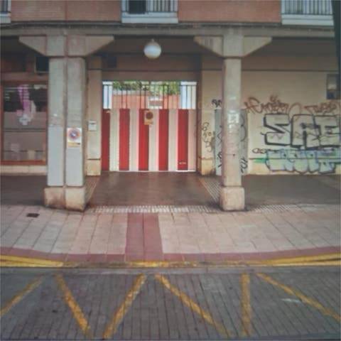 Garaje en Alquiler en La Farola