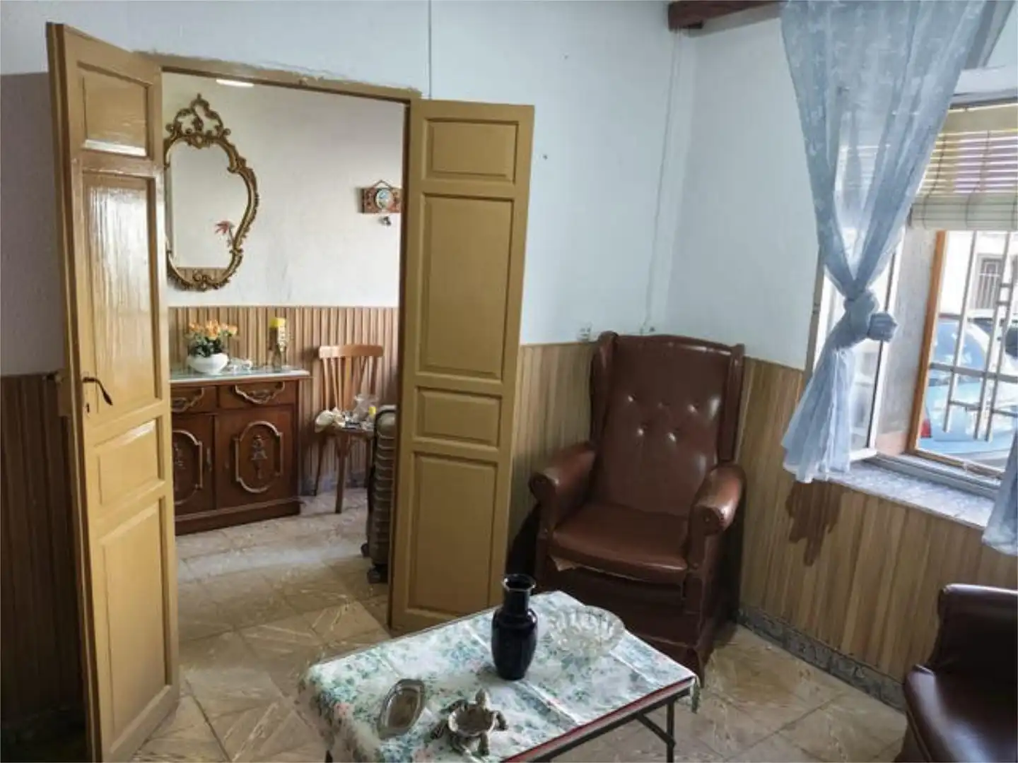 Casa adosada en venda a Almadén Casa adosada en venda en Almadén amb Traster i Moblat