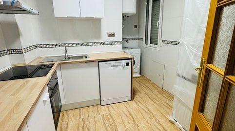 Foto 2 de Piso en venta en Calle Alfonso XIII, 31, La Roda, Albacete