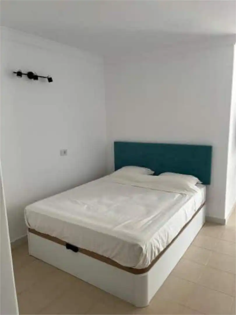 Habitación de Estudio en venta en San Miguel de Abona con Terraza y Piscina