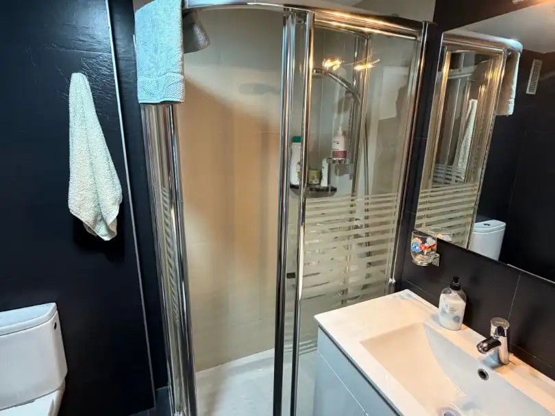 Wohnung zum Verkauf in Les Corts Badezimmer von Wohnung zum Verkauf in Barcelona Capital mit Terrasse