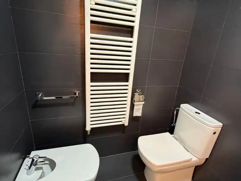 Wohnung zum Verkauf in Les Corts Badezimmer von Wohnung zum Verkauf in Barcelona Capital mit Terrasse