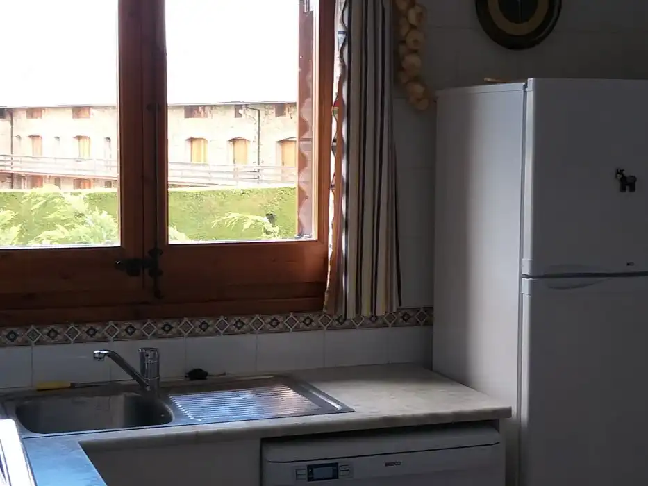 Cuina de Casa adosada de lloguer en Alp amb Terrassa