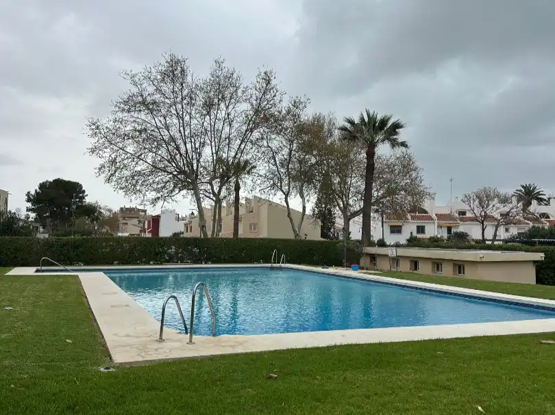 Wohnungen zum Verkauf in Calle Hespérides, 17, Guadalmar Schwimmbecken von Wohnungen zum Verkauf in Málaga mit Klimaanlage, Heizung und Terrasse