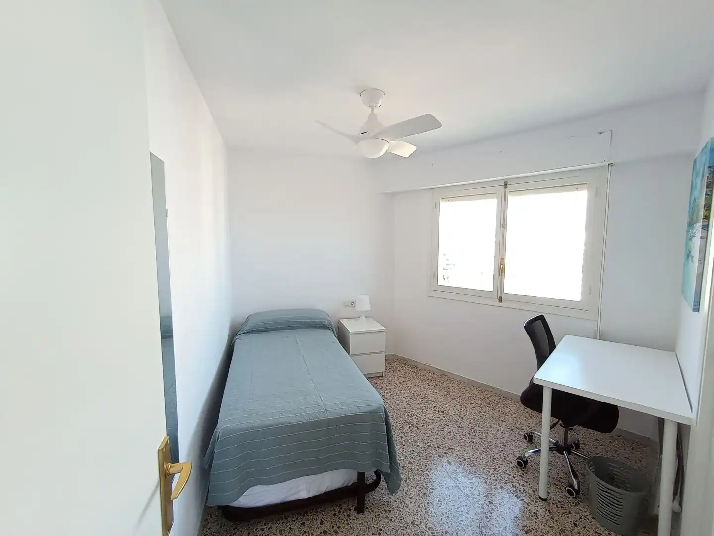 Apartamento de alquiler en Avenida de Niza, 30, Playa de San Juan Habitación de Apartamento de alquiler en Alicante / Alacant con Calefacción, Terraza y Piscina