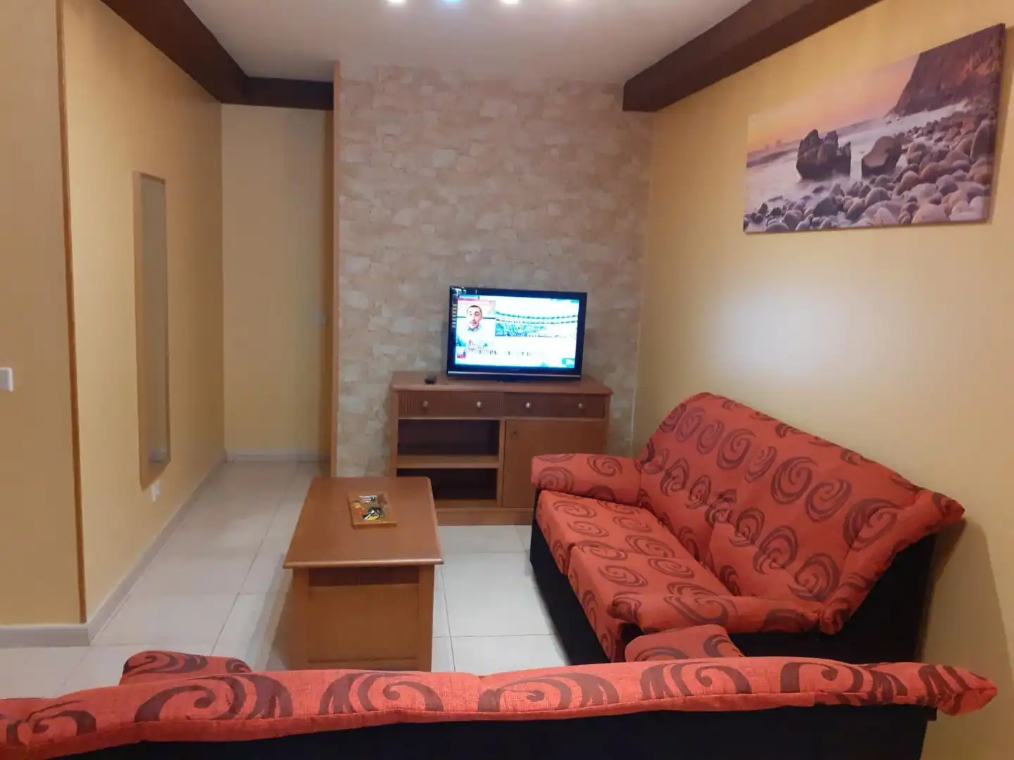 Piso en venta en Calle Obispo Frías, 30, Vecindario - El Doctoral - Cruce de Sardina Sala de estar de Piso en venta en Santa Lucía de Tirajana con Amueblado, Parking comunitario y Balcón