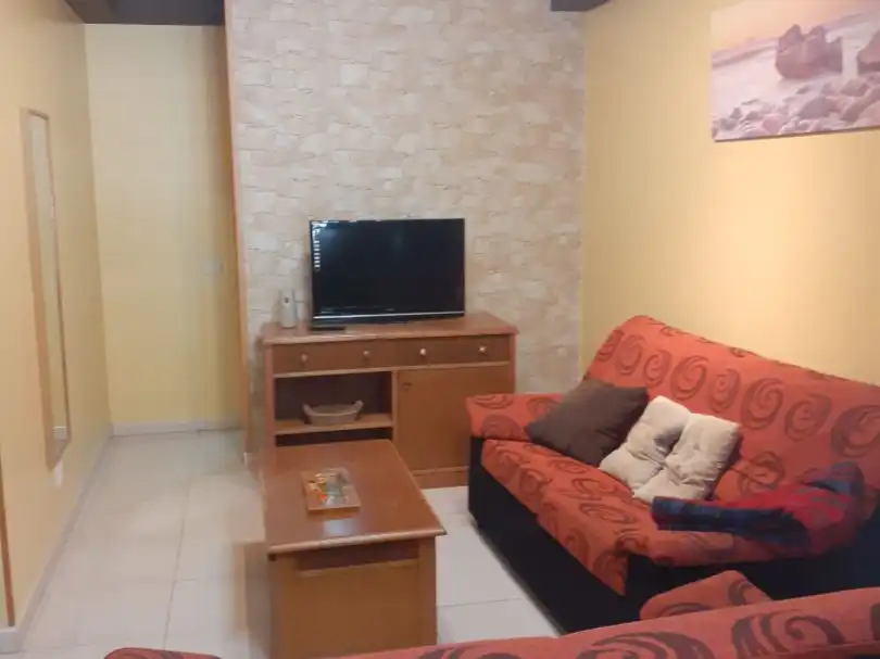 Piso en venta en Calle Obispo Frías, 30, Vecindario - El Doctoral - Cruce de Sardina Sala de estar de Piso en venta en Santa Lucía de Tirajana con Amueblado, Parking comunitario y Balcón
