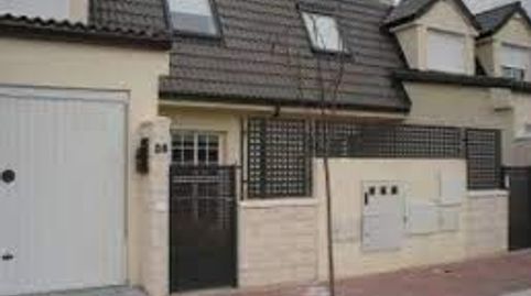 Casa o chalet de alquiler en Calle Italia, 125, Señorío de Illescas, Illescas - imagen 3 Foto 3 de Casa o chalet de alquiler en Calle Italia, 125, Señorío de Illescas, Illescas