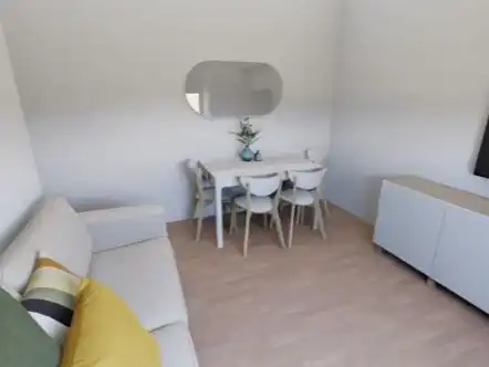 Flat for rent in Calle Fábrica Vieja, 13, Centro - Sagrario Dining room of Flat for rent in Granada with Air Conditioner, Heating and Parquet flooring