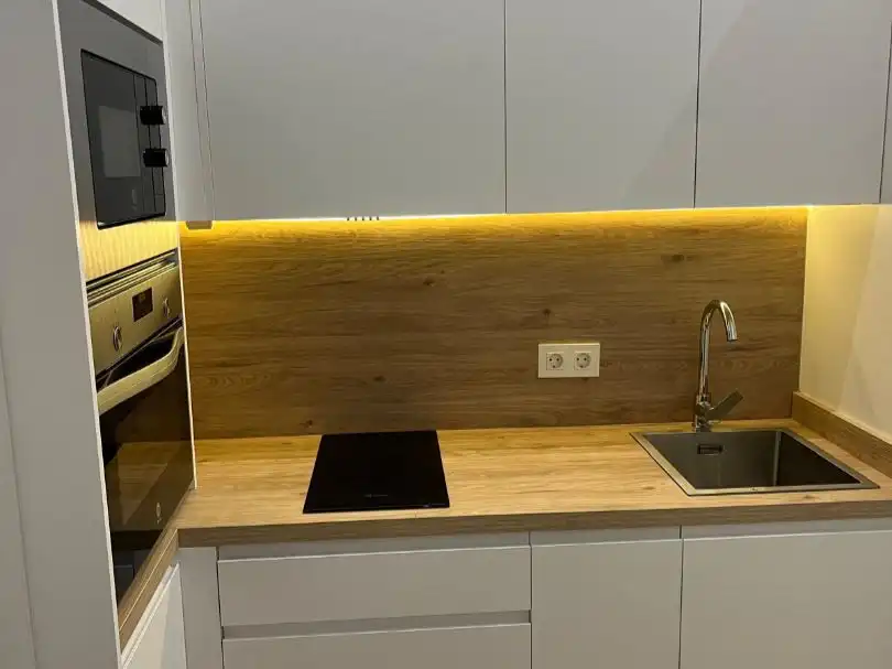 Flat for rent in Calle Fábrica Vieja, 13, Centro - Sagrario Kitchen of Flat for rent in Granada with Air Conditioner, Heating and Parquet flooring