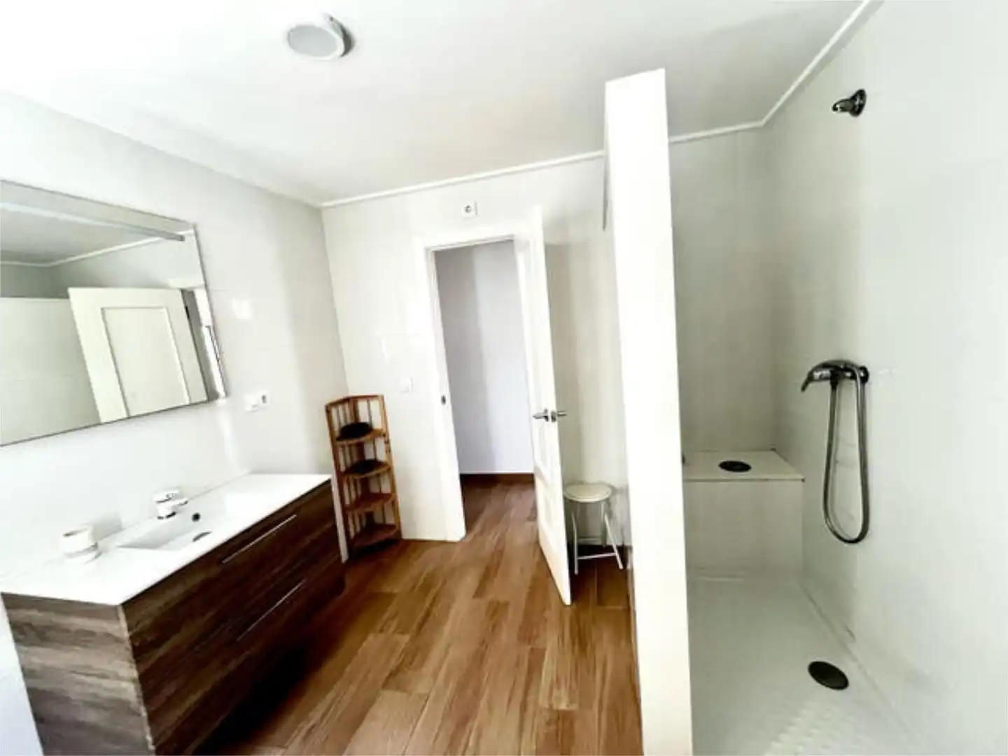 Casa adosada en venta en San Miguel - El Paraiso Baño de Casa adosada en venta en Náquera con Calefacción, Jardín privado y Terraza