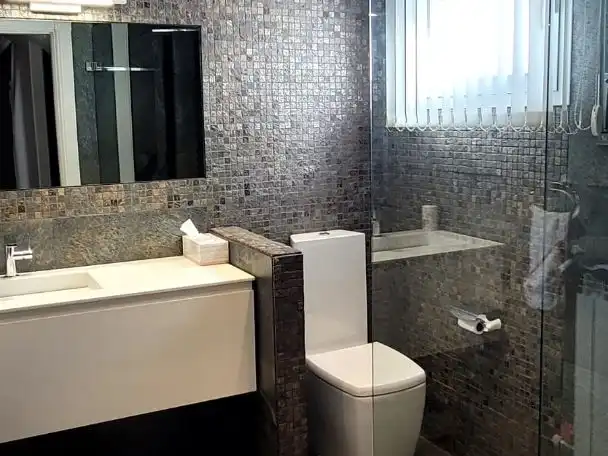 Houses for sale in Calle Nicolás Torre, 5, Cotolino Bathroom of Houses for sale in Castro-Urdiales with Terrace and Balcony
