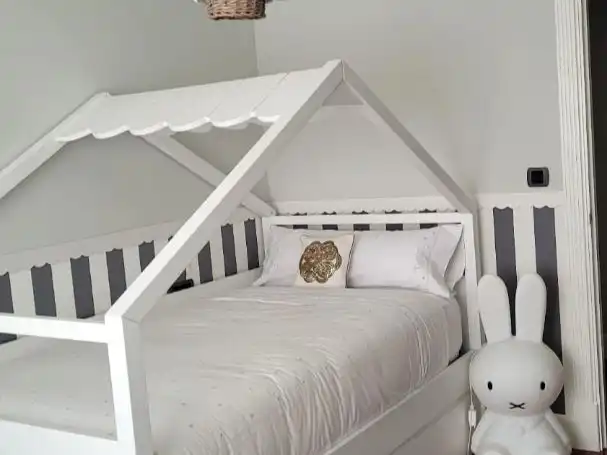 Houses for sale in Calle Nicolás Torre, 5, Cotolino Bedroom of Houses for sale in Castro-Urdiales with Terrace and Balcony