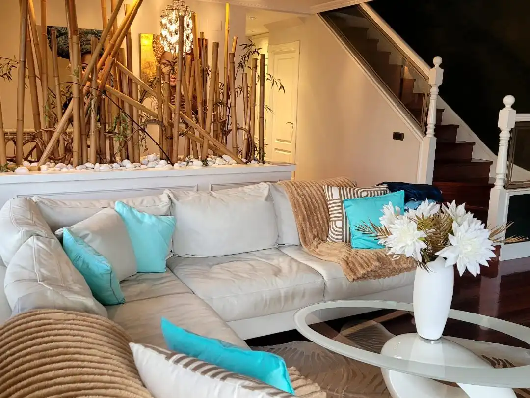 Houses for sale in Calle Nicolás Torre, 5, Cotolino Living room of Houses for sale in Castro-Urdiales with Terrace and Balcony