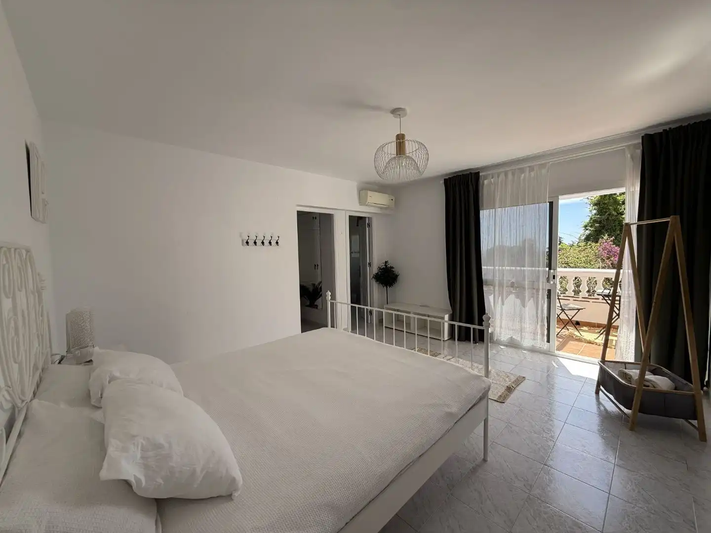 Houses for sale in Avenida de España, 51, Mijas Houses for sale in Avenida de España, 51, Mijas