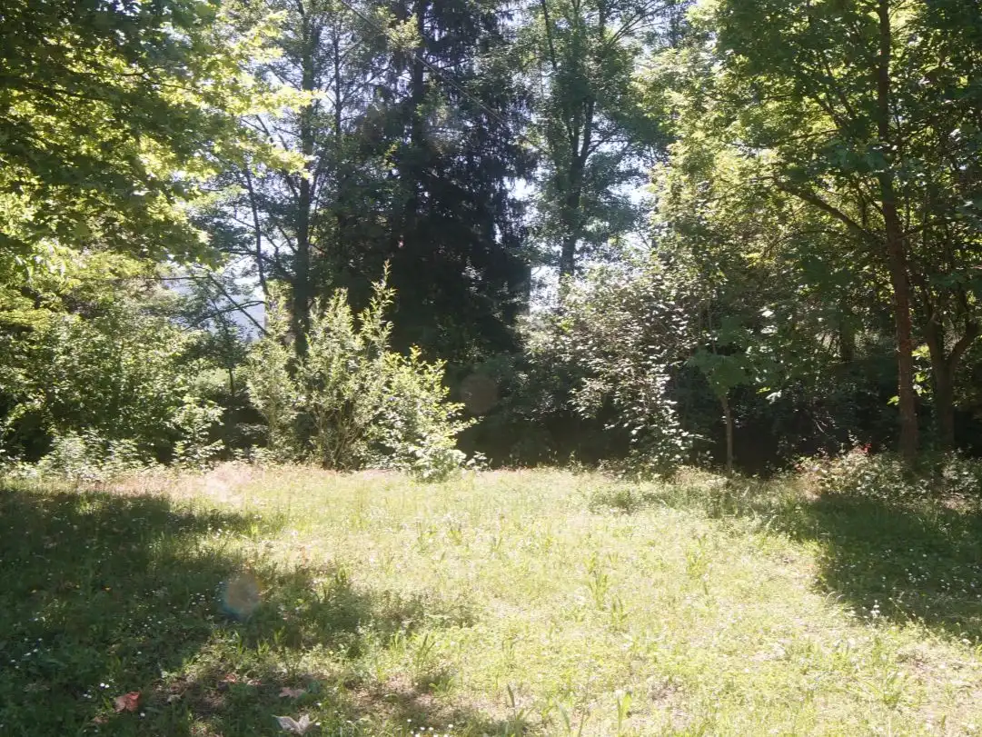 Pis en venda a Passeig General Estartús, 8, La Vall d'en Bas Pis en venda en La Vall d'en Bas amb Terrassa i Balcó