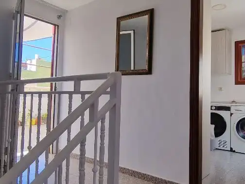 Casa adosada en venta en Calle Coroneles Lacasa, 3, Calvo Sotelo Casa adosada en venta en Melilla con Aire acondicionado, Terraza y Amueblado