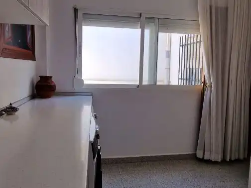 Casa adosada en venta en Calle Coroneles Lacasa, 3, Calvo Sotelo Cocina de Casa adosada en venta en Melilla con Aire acondicionado, Terraza y Amueblado