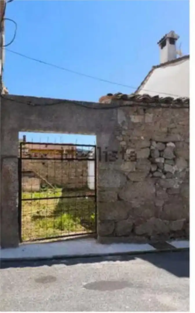 Casa o chalet en venta en Fresnedilla Casa o chalet en venta en Fresnedilla con Jardín privado