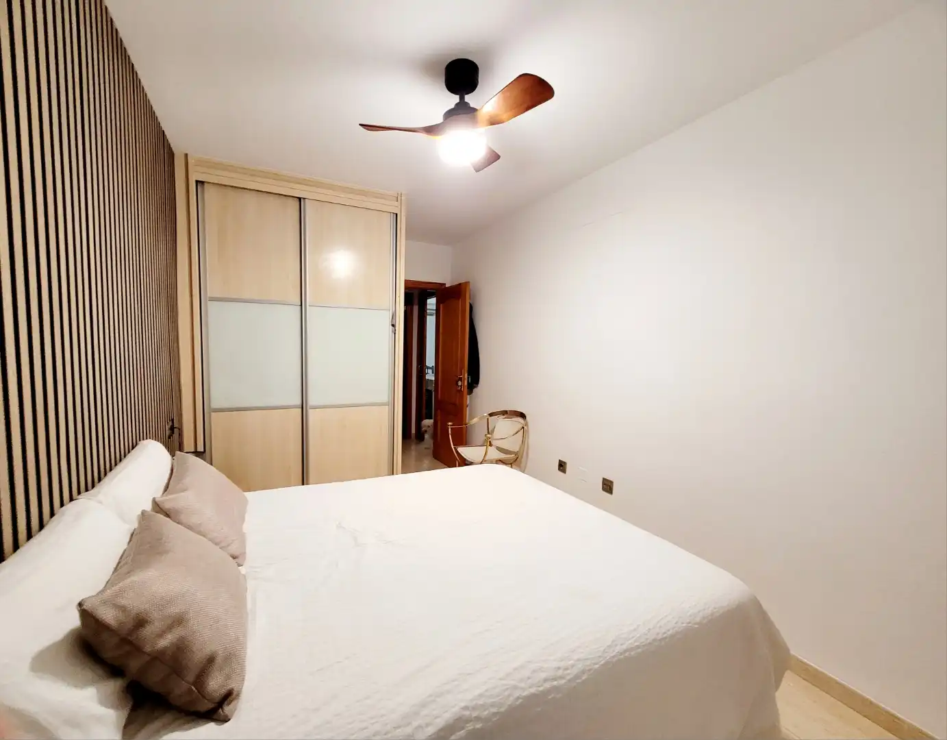 Bedroom of Flat for sale in Roquetas de Mar  with Air Conditioner
