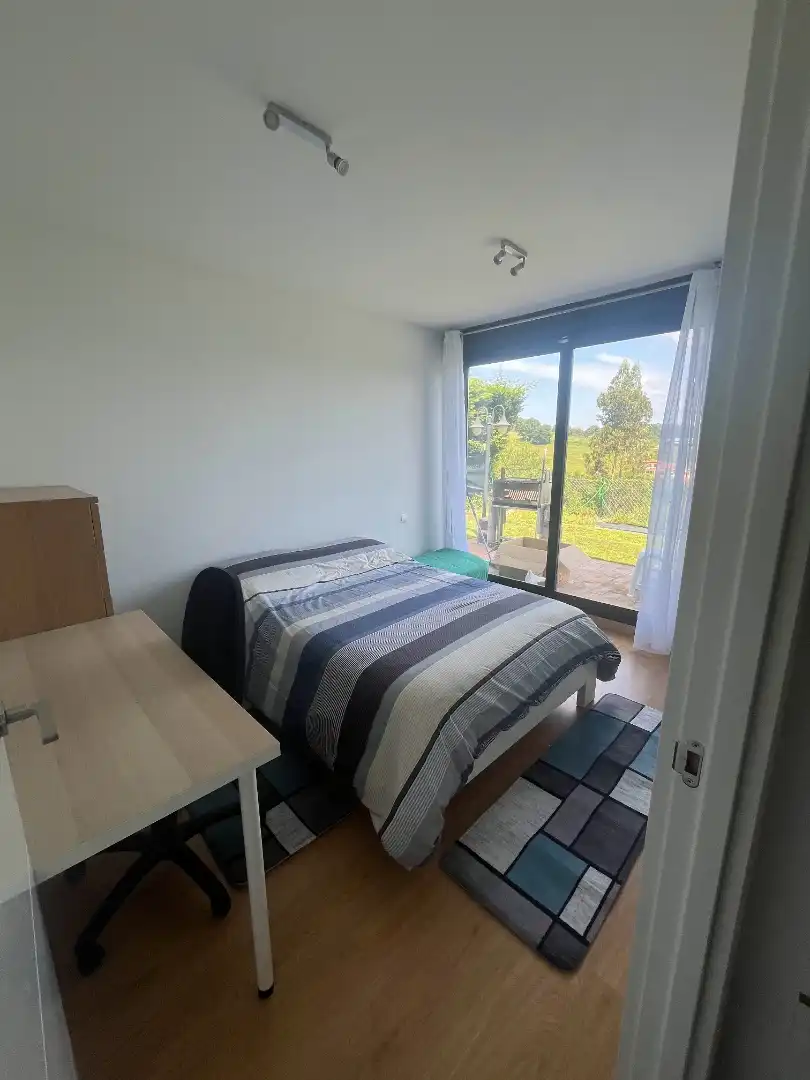 Habitación de Piso de alquiler en Piélagos con Jardín privado, Parquet y Terraza