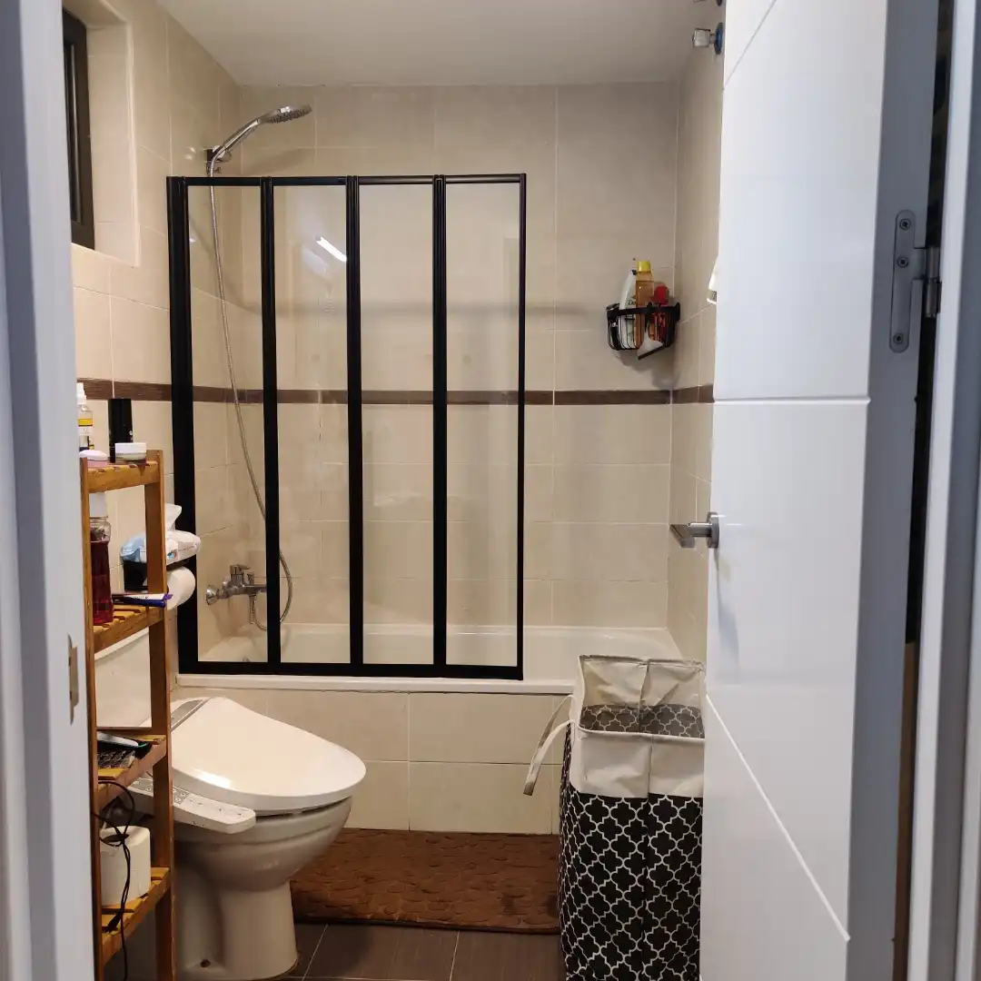Baño de Piso de alquiler en Piélagos con Jardín privado, Parquet y Terraza