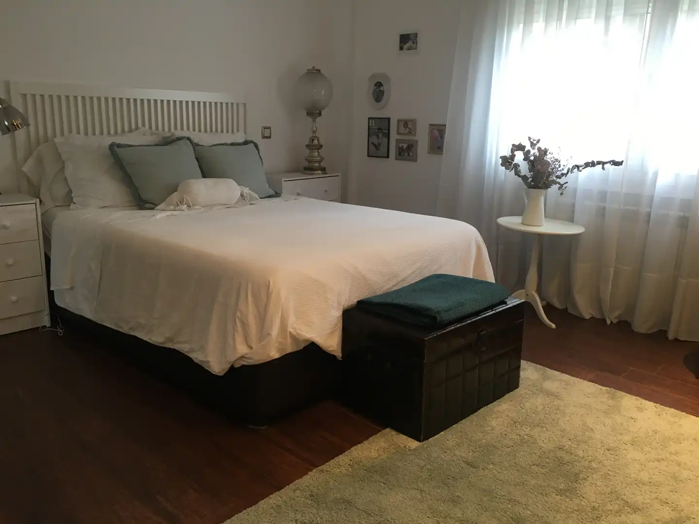 Flat for rent in Calle Canoa, 16, Alameda de Osuna Bedroom of Flat for rent in Madrid with Air Conditioner, Heating and Private garden